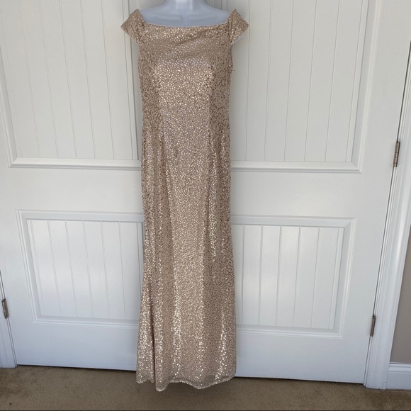 Adrianna Papell gold sequins formal gown - Picture 2 of 7